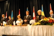 Thumb_20_yushchkenko_in_toronto_2008_178